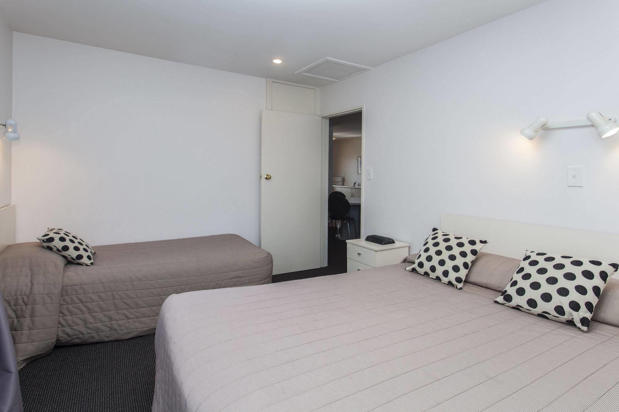 Casino Court Motor Lodge Christchurch Extérieur photo